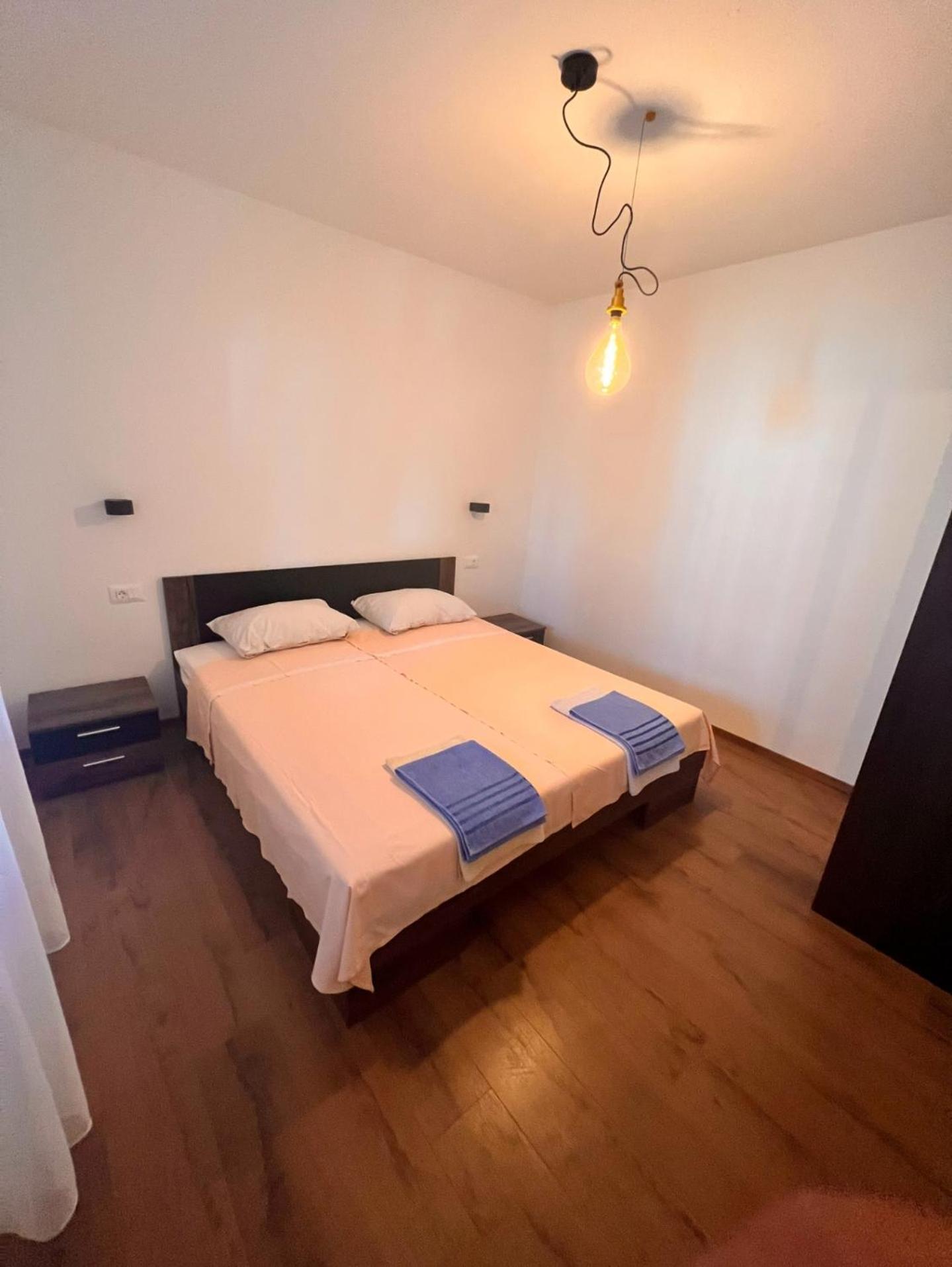 Mila Holiday Apartments Porec Exterior photo